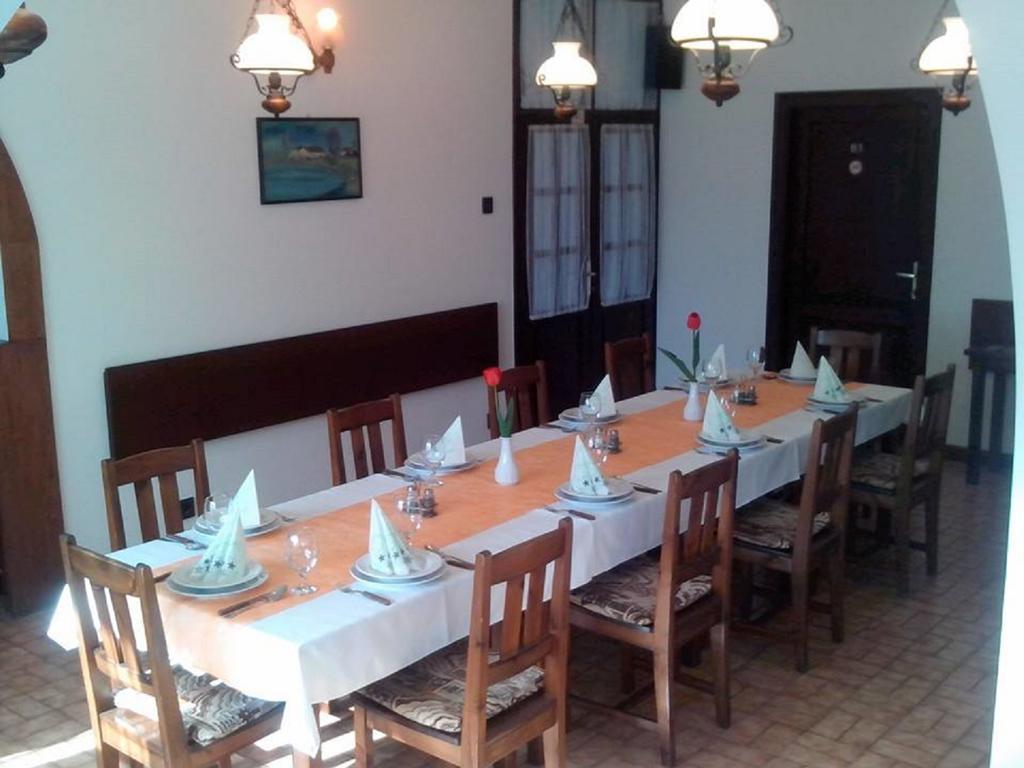 Gasthof Laci Betyar Hajdúszoboszló Dış mekan fotoğraf