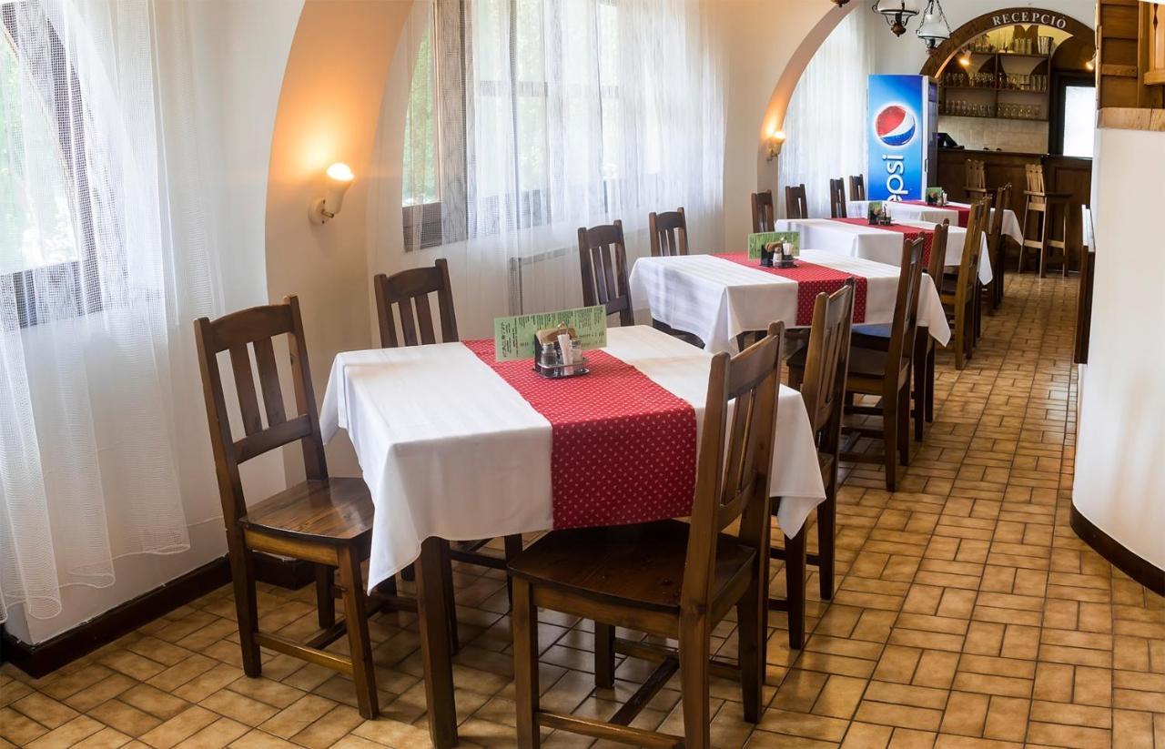 Gasthof Laci Betyar Hajdúszoboszló Dış mekan fotoğraf